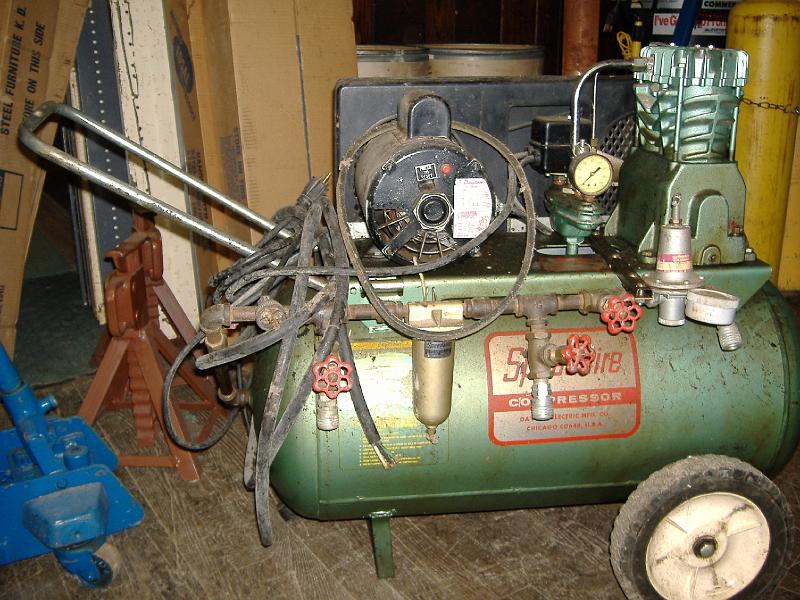 DSCF0639.JPG - Speed Air Industrial Duty 1 Horsepower Air Compressor
