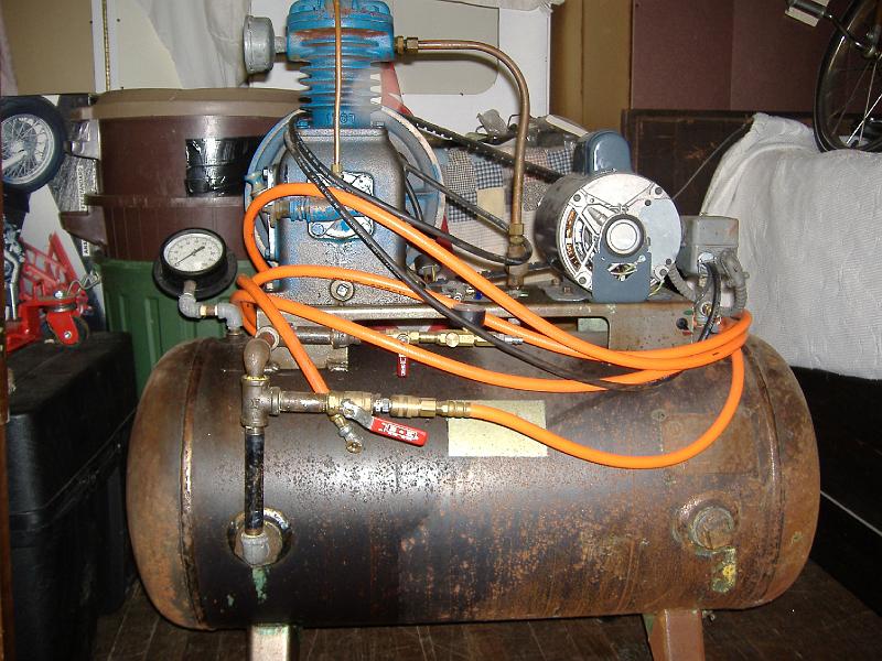 DSCF0824.JPG - B & K Compressor