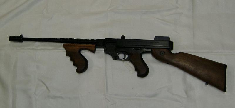 DSCF0550.JPG - Thompson .22 cal. Model of 1927a3