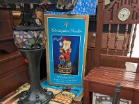 PXL 20251031 183237251